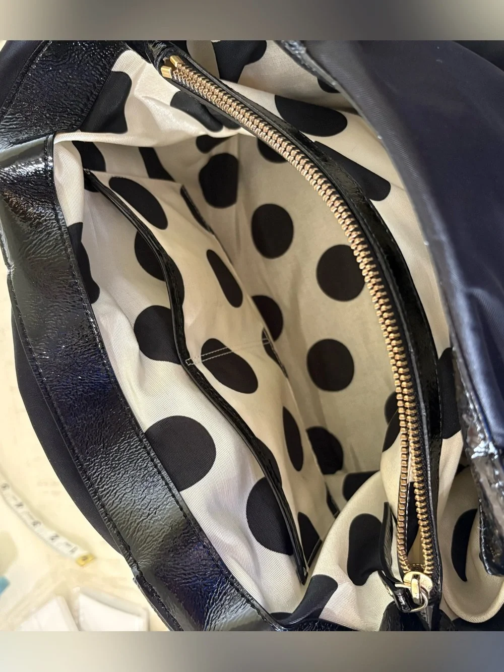 Kate Spade New York Lawrenceville Slim Kenny Tote Black Nylon Patent Leather Bow